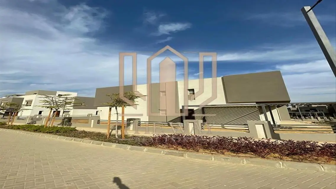 Luxury Villa in Sheikh Zayed
