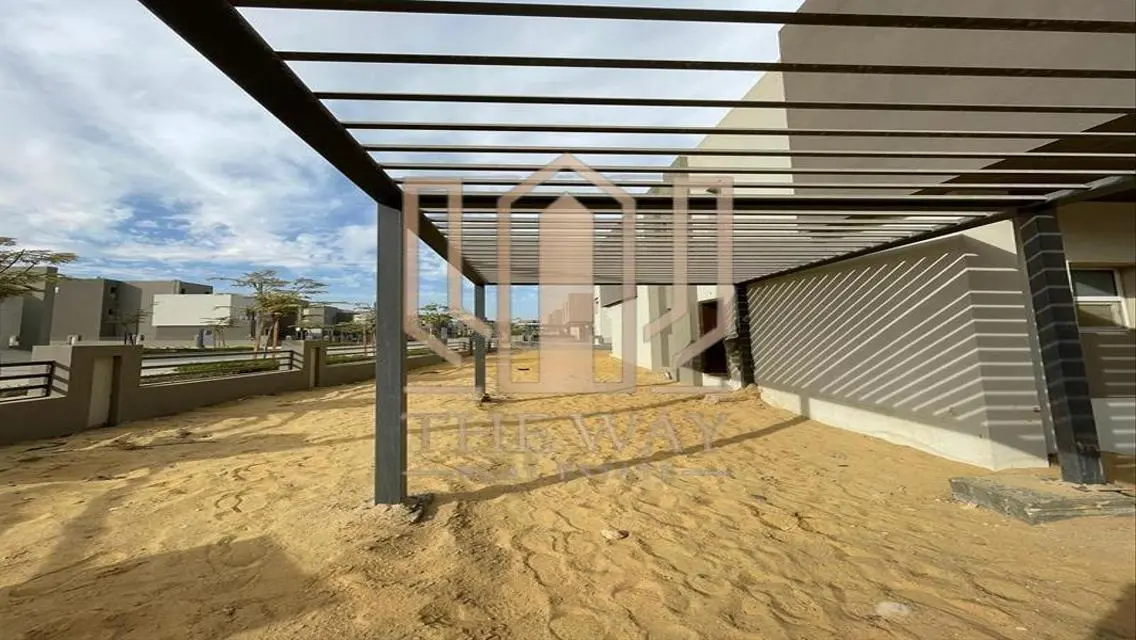 Luxury Villa in Sheikh Zayed