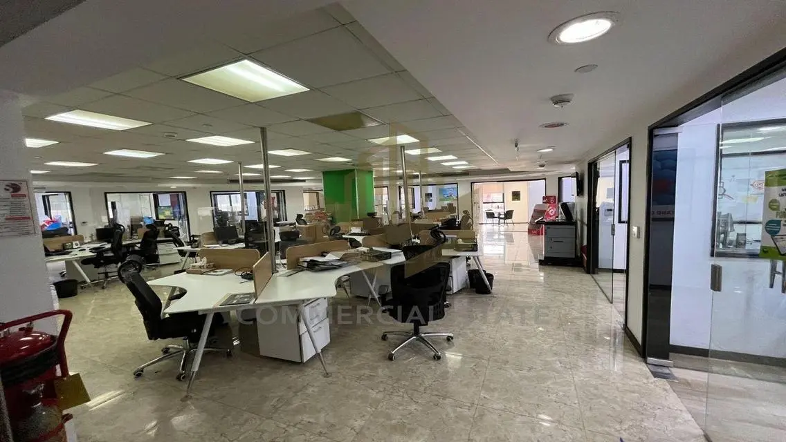 فرصة استثمارية مميزة: مساحة تجارية بمحافظة 750-1200-900000