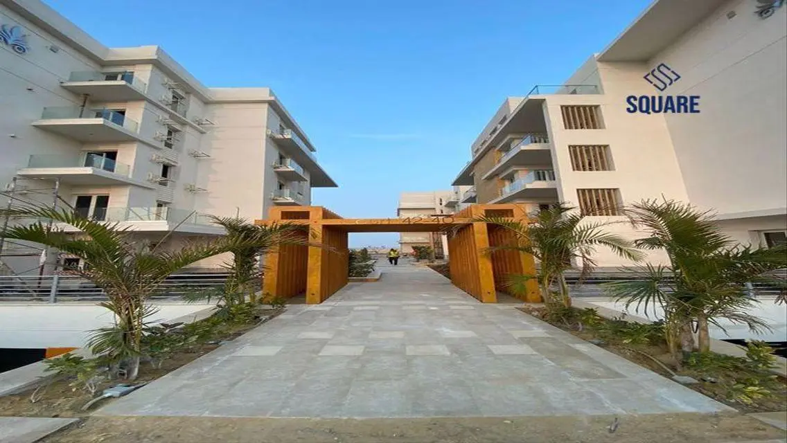 شقة فاخرة للإيجار في I-City