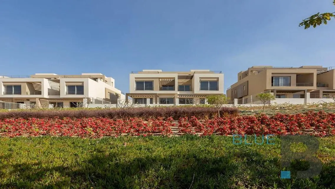 Luxury Villa with Private Balcony and Swimming Pool