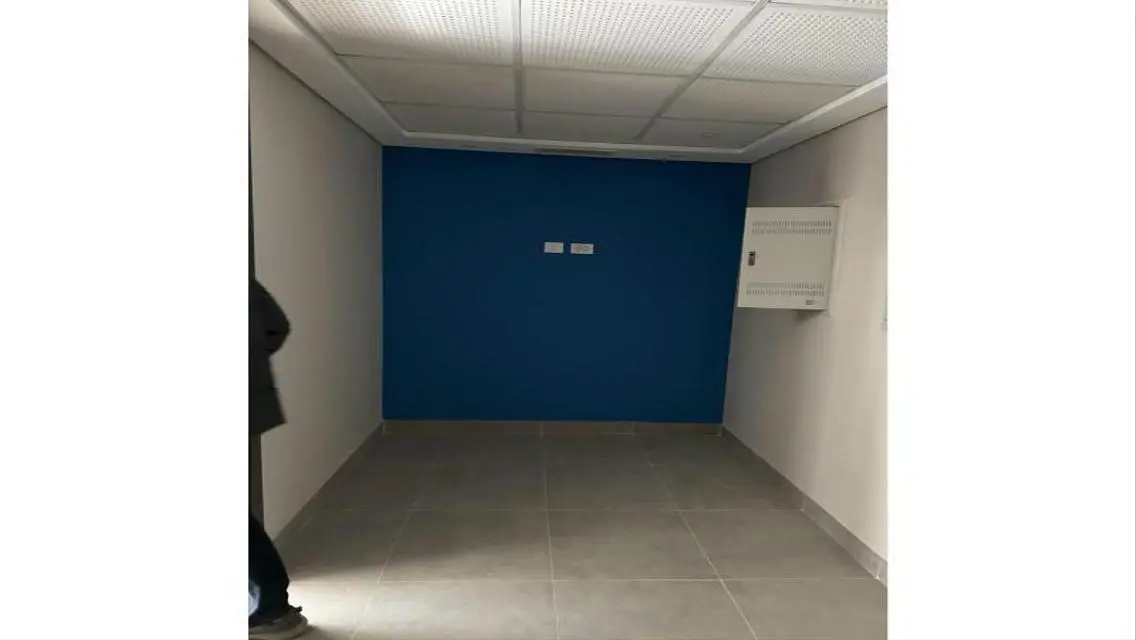 Great Opportunity to Buy a Spacious Property