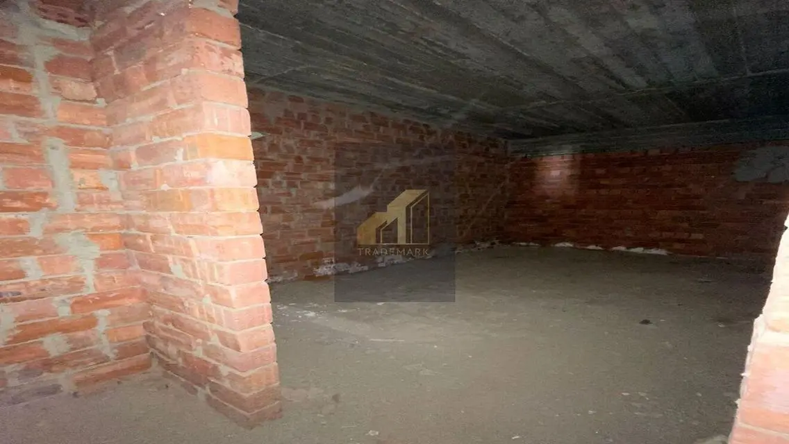 Luxury 3-Bedroom Apartment with Lake View - 156 Sq. M