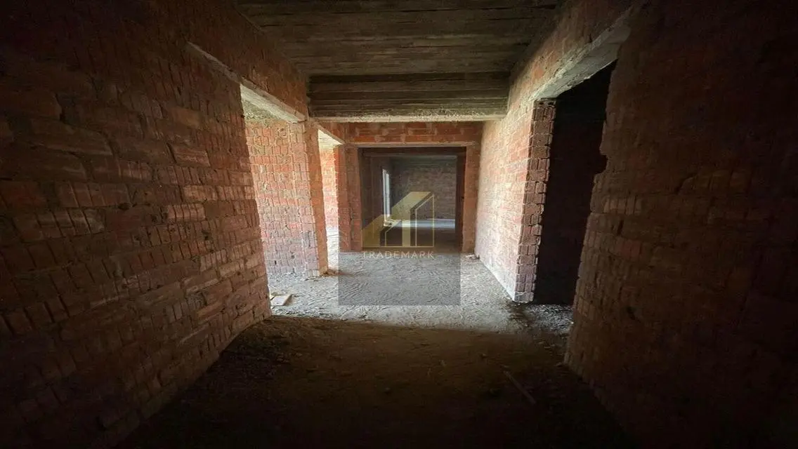 Luxury 3-Bedroom Apartment with Lake View - 156 Sq. M