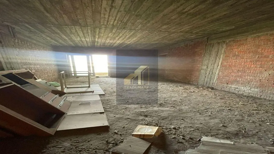 Luxury 3-Bedroom Apartment with Lake View - 156 Sq. M