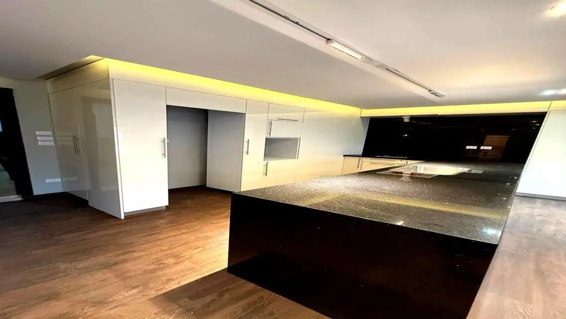 -166- Luxury Apartment for Sale in Prime Location
