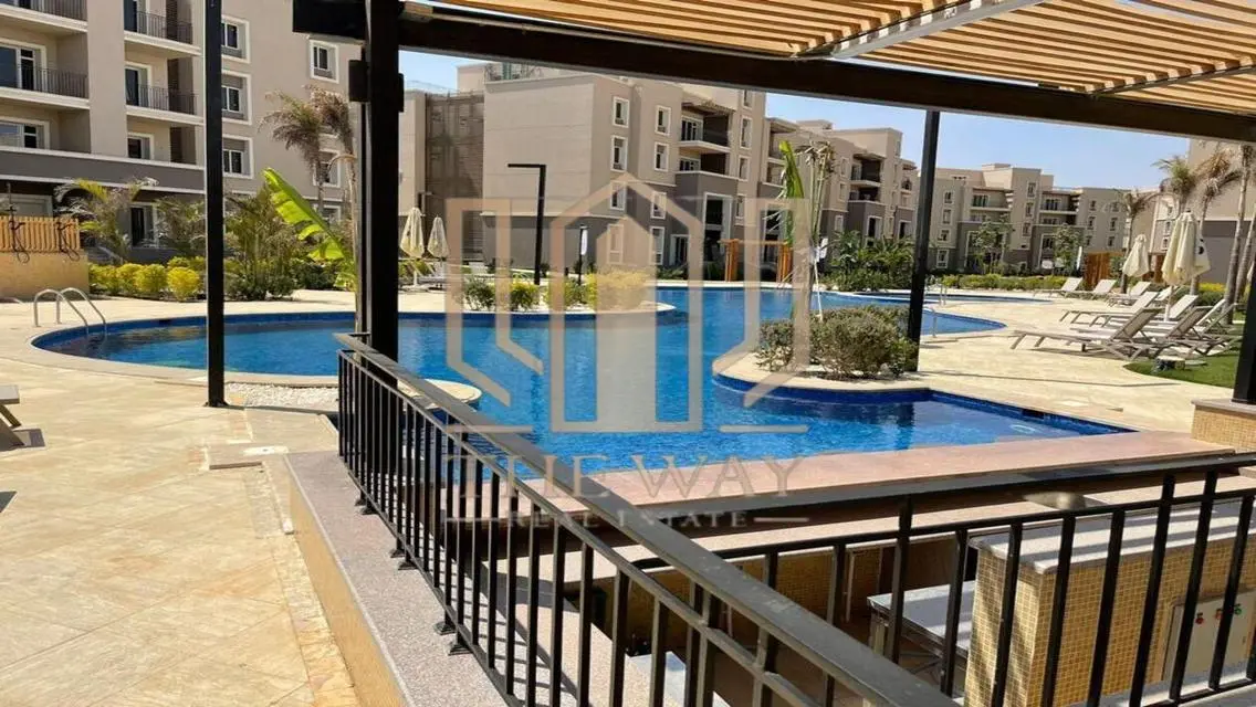 Luxurious Mansion for Sale with Spacious Garden and Private Pool