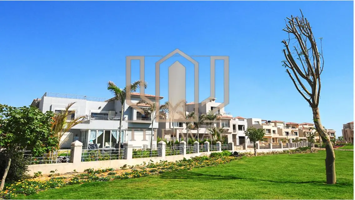 Luxury Villa for Sale with Spacious Private Pool and Garden