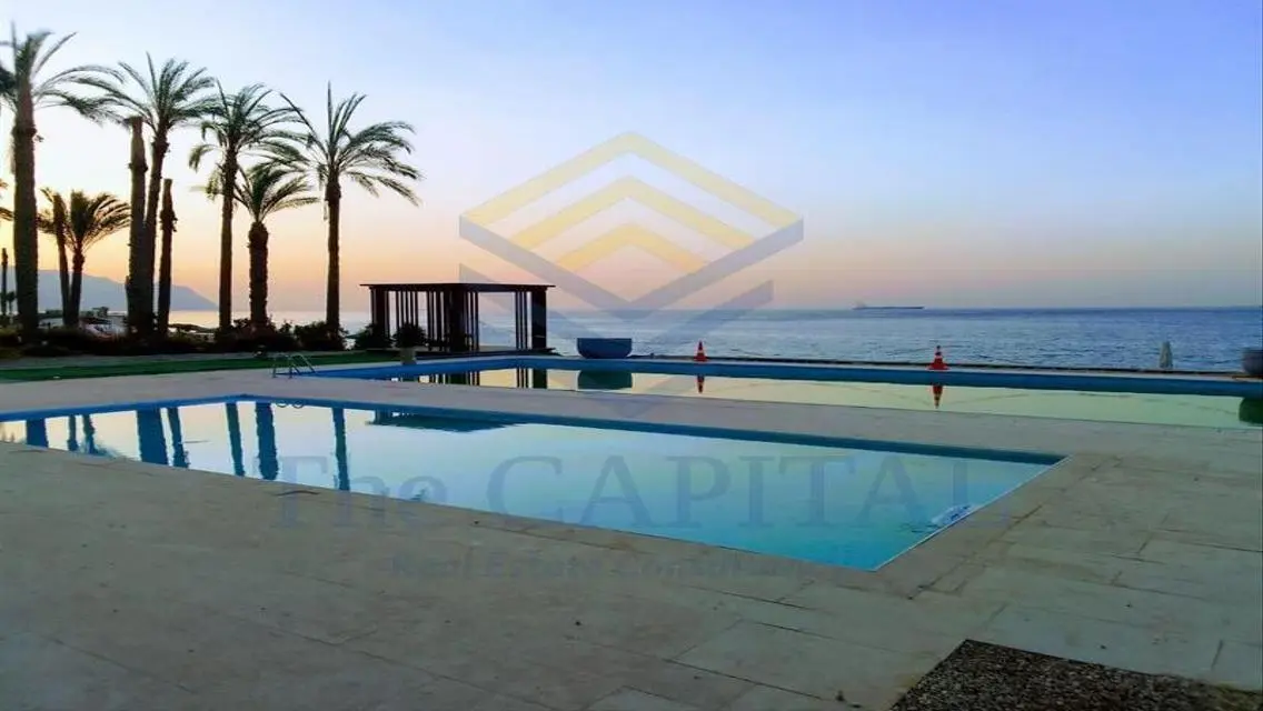 75 sqm Apartment Overlooking the Lake with Full Amenities