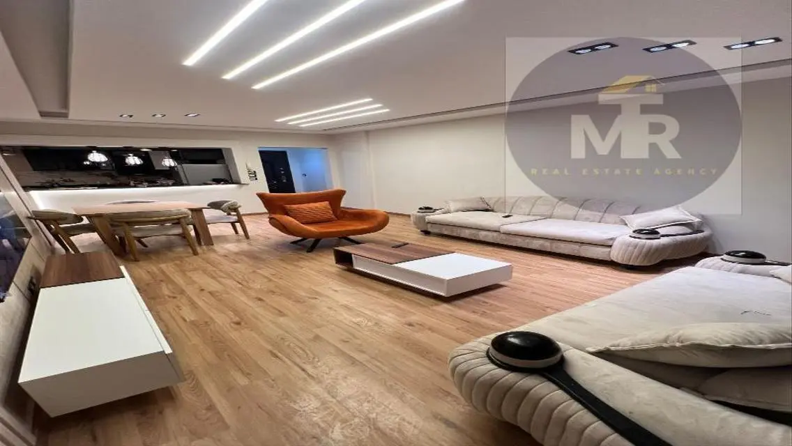 Stunning Apartment of 123 Meters in the Heart of the City at a Great Price