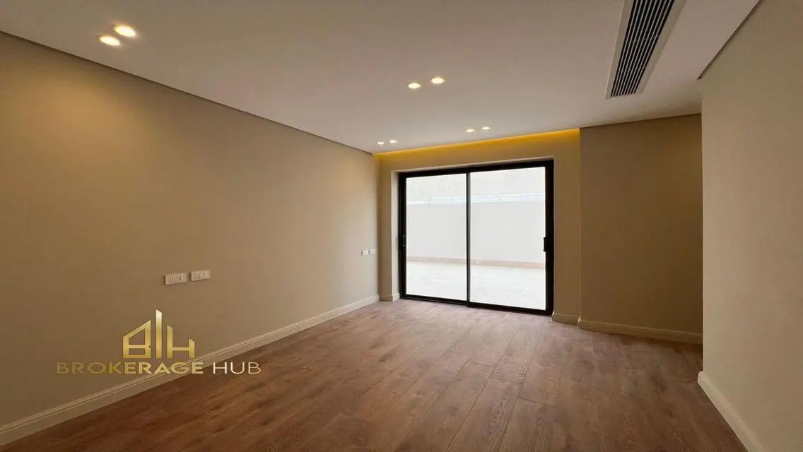 Luxury Apartment with Spacious Layout and Private Pool