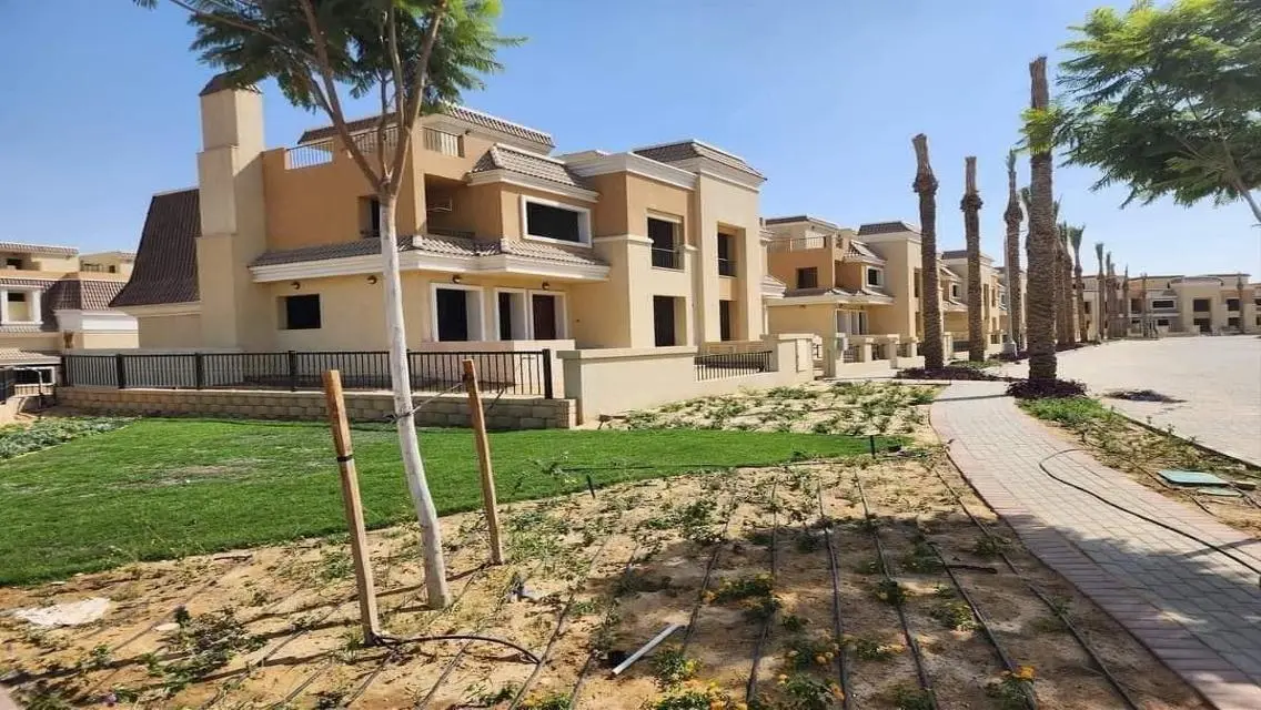 شقة فاخرة للبيع بمساحة 26000 متر