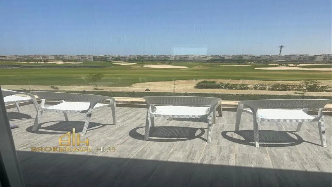 Luxury Villa 320 sqm with Private Garden in Prime Location