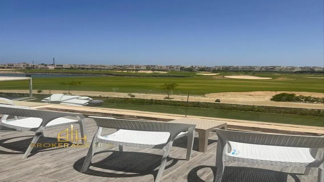 Luxury Villa 320 sqm with Private Garden in Prime Location