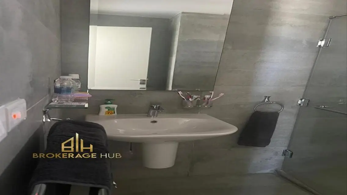 Luxury Villa 320 sqm with Private Garden in Prime Location
