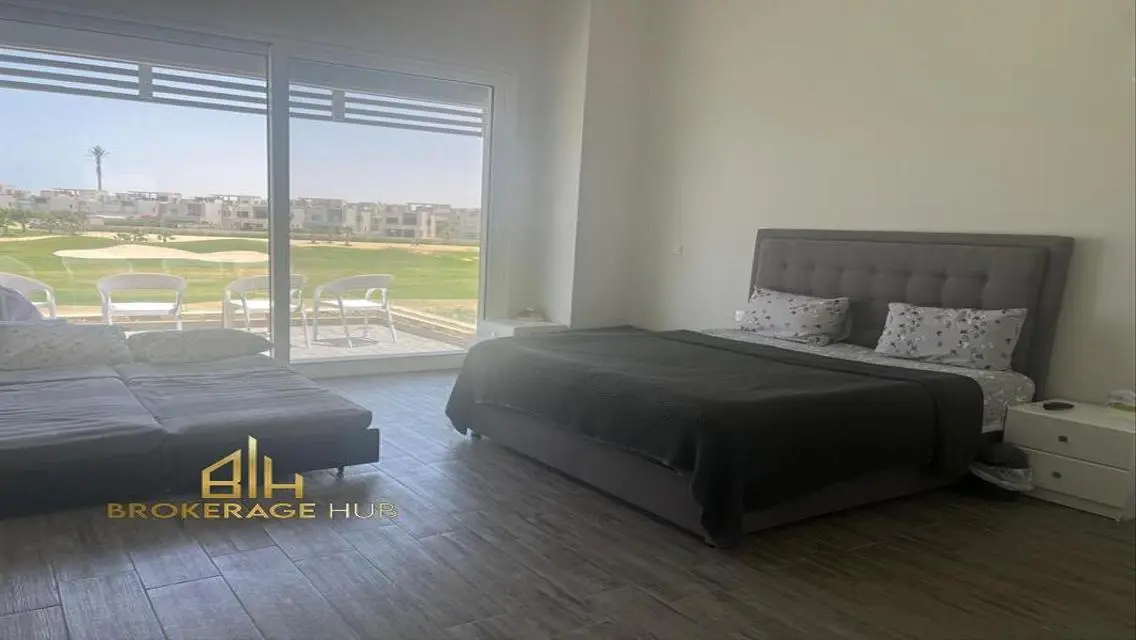 Luxury Villa 320 sqm with Private Garden in Prime Location