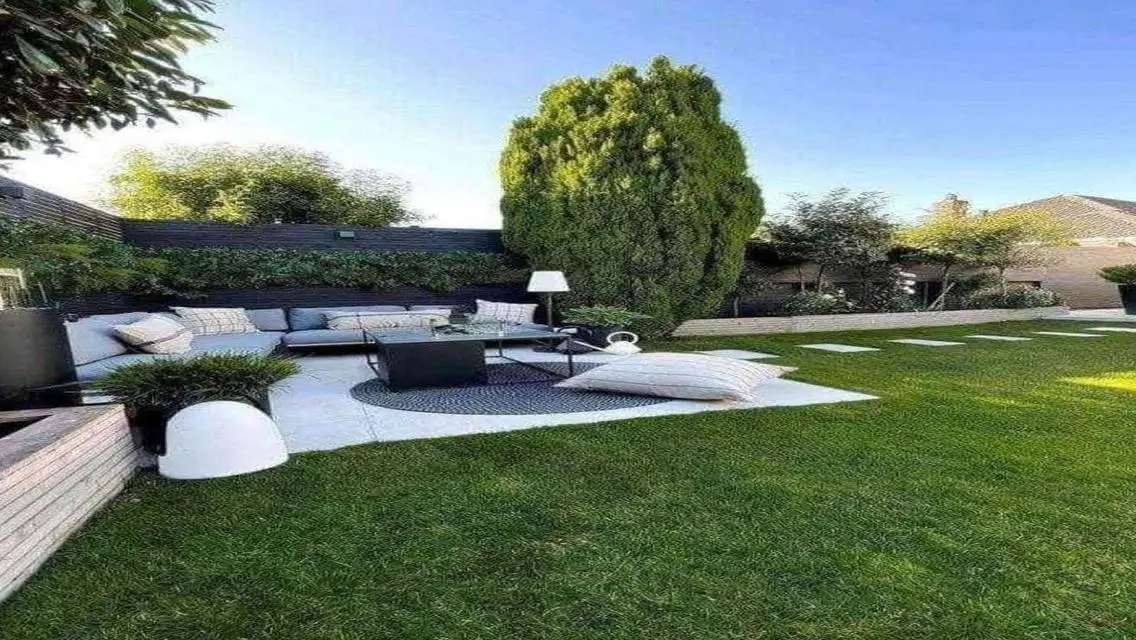 Luxury Apartment for Sale with Private Pool and Garden
