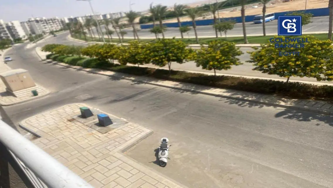 Premium Property with Balcony and Security Guard for 35,000 EGP
