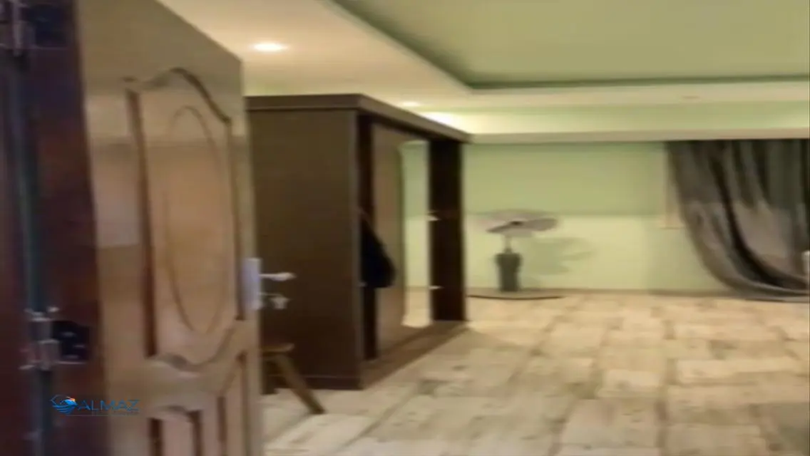 Stylish Apartment for Rent in E8553-D-120