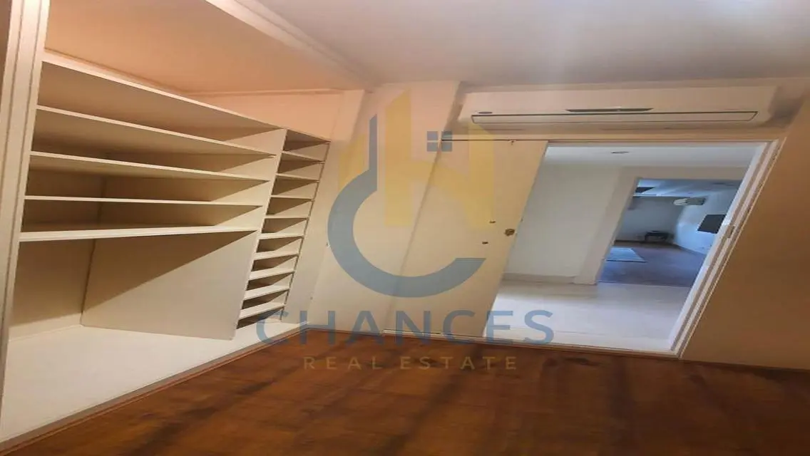 Property for Sale: 540 Square Meters with Balcony