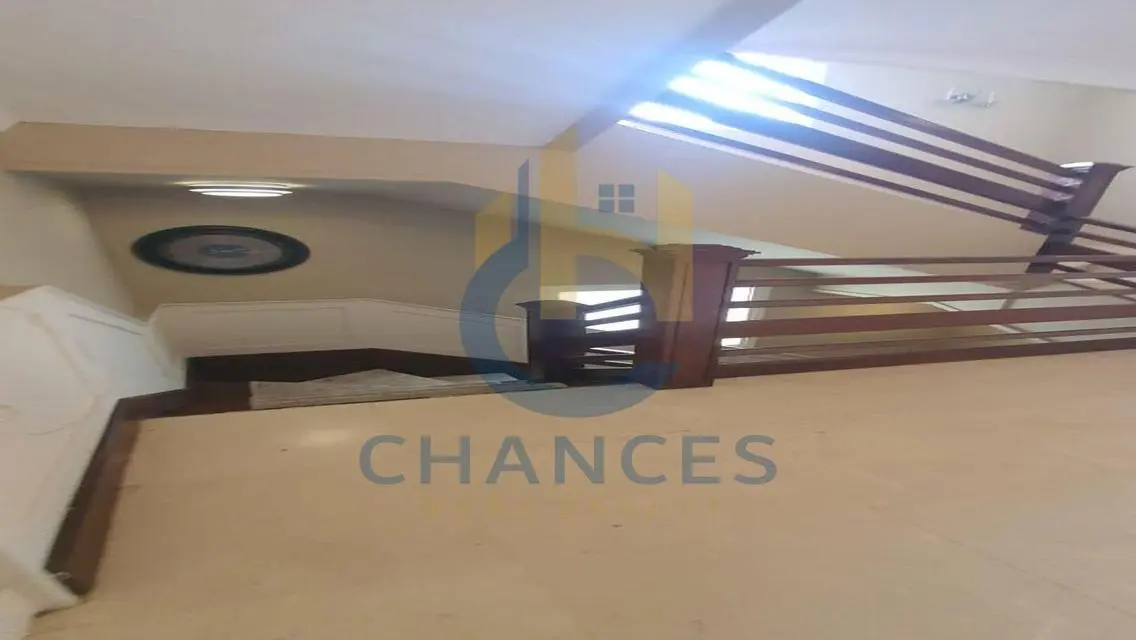 Property for Sale: 540 Square Meters with Balcony