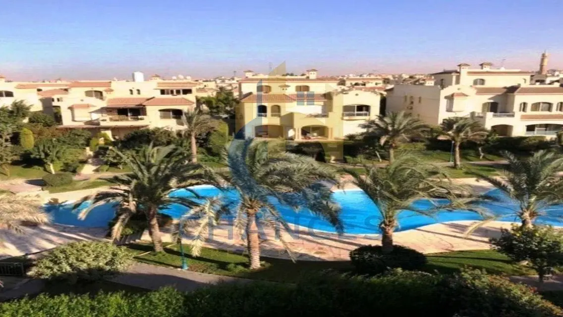 Property for Sale: 540 Square Meters with Balcony
