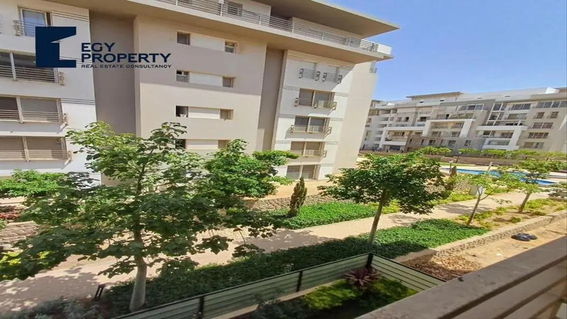 Luxurious Villa - 12 for Sale Lake View