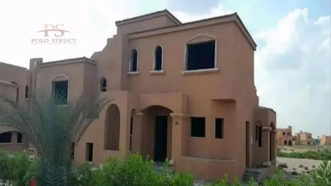 Luxury Villa with Private Garden and Pool