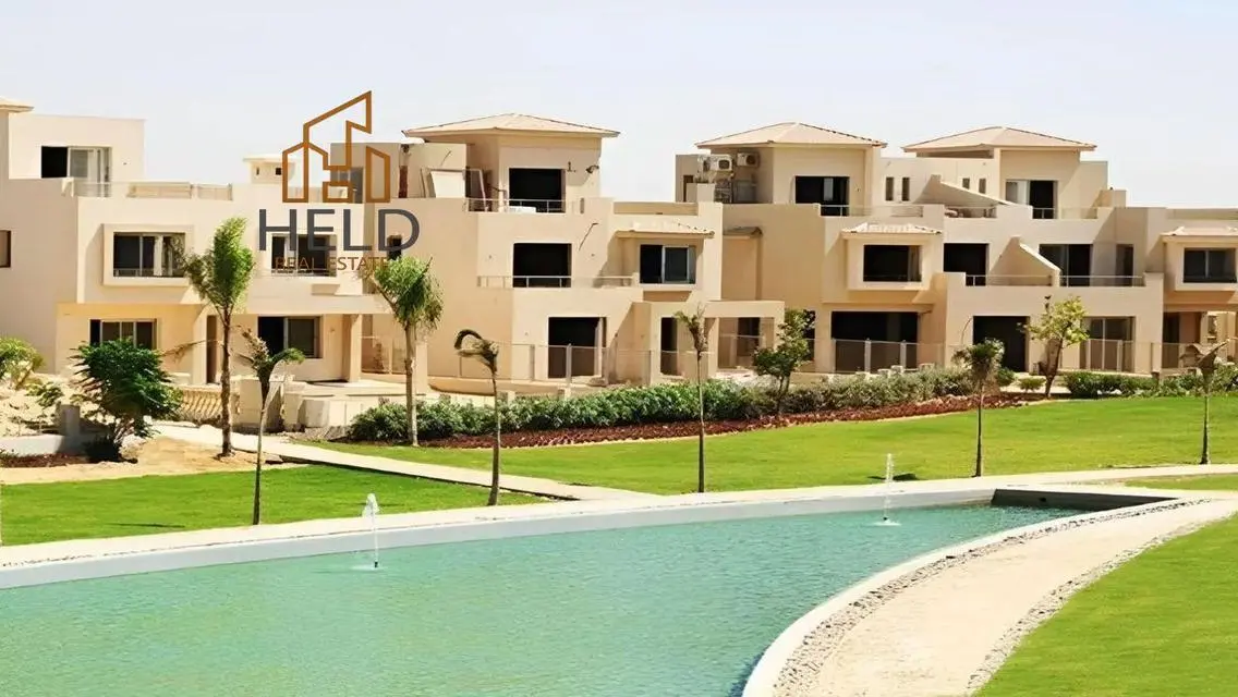 Luxury Apartment with Exceptional Amenities and Lake View