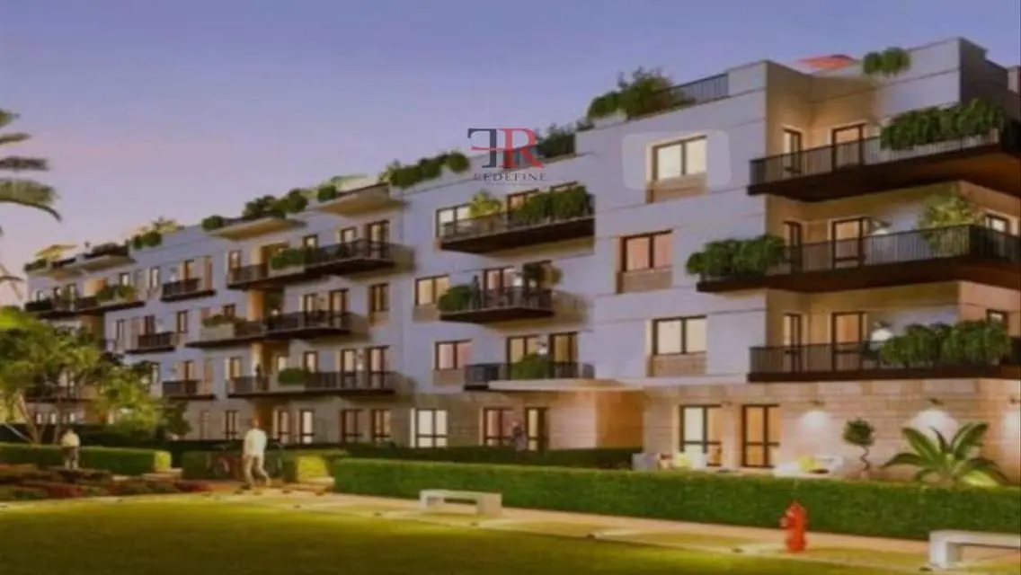 Stunning Apartment in Eastown Spanning 245 Square Meters