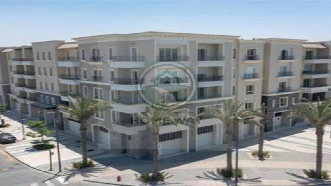 Luxury Apartment Overlooking a Landmark for Sale