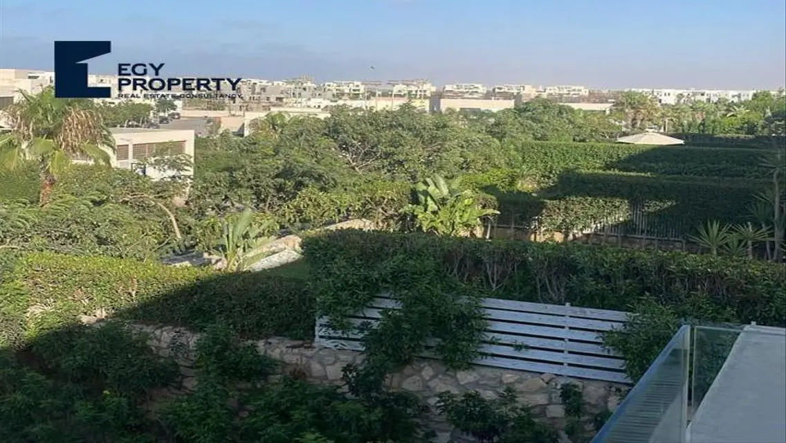 فرصة استثمارية رائعة في هايد بارك - عقار فاخر بجوار بحيرات