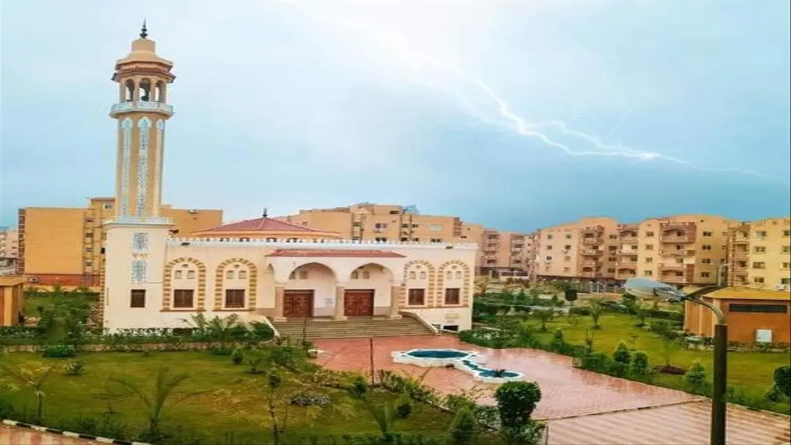 شقة فاخرة للبيع في موقع متميز