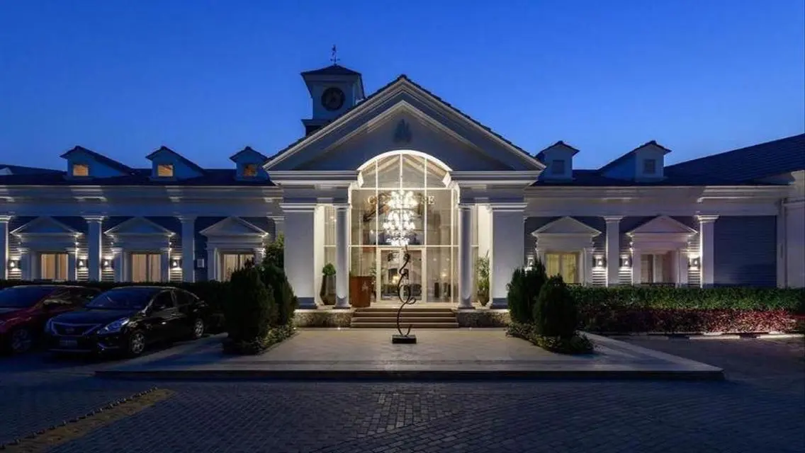 Luxury Villa in Mountain View I-City, October