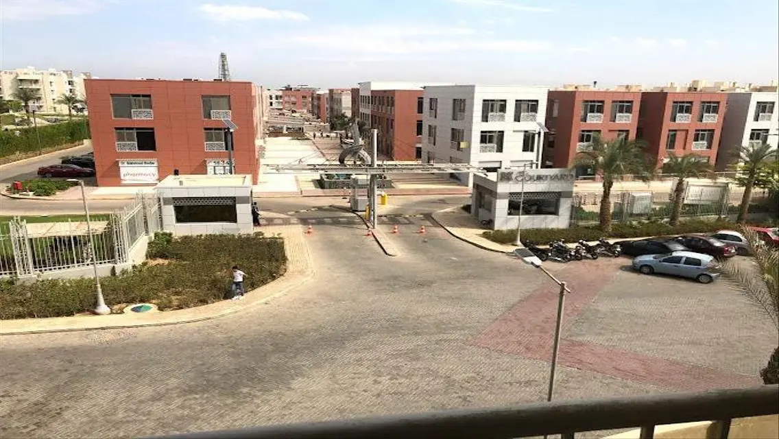 فيلا فاخرة للبيع في موقع متميز