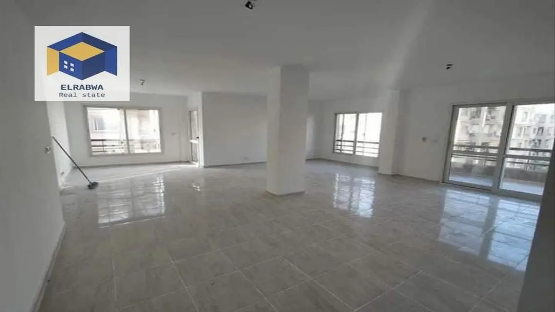 Luxury Apartment 175 Meters with Maid's Room
