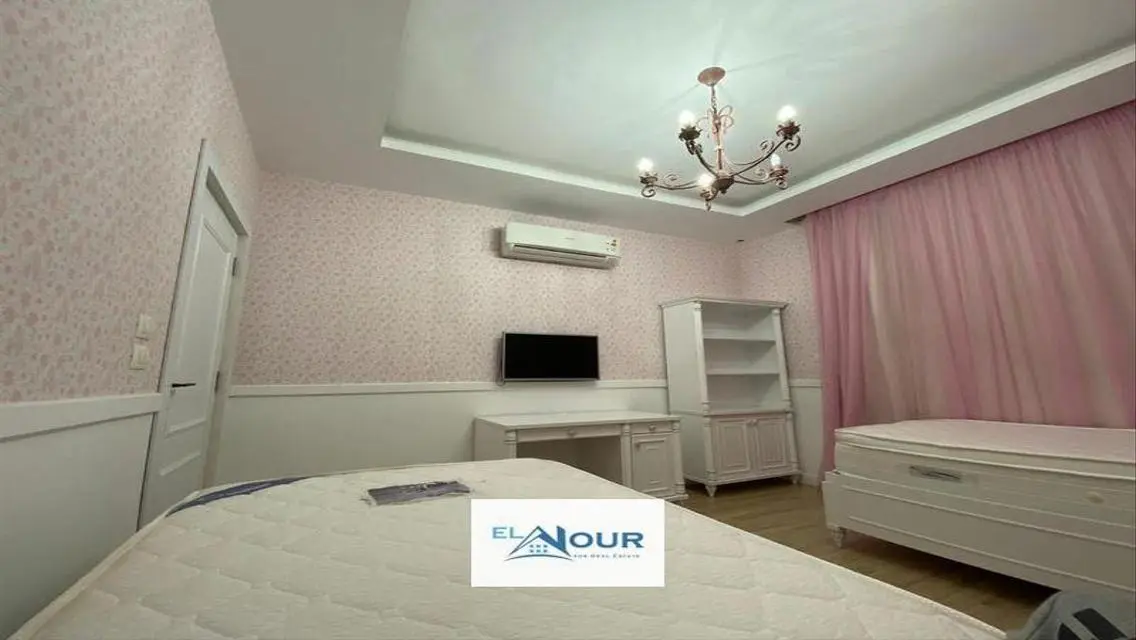 Luxury Apartment in the City Center with Premium Amenities