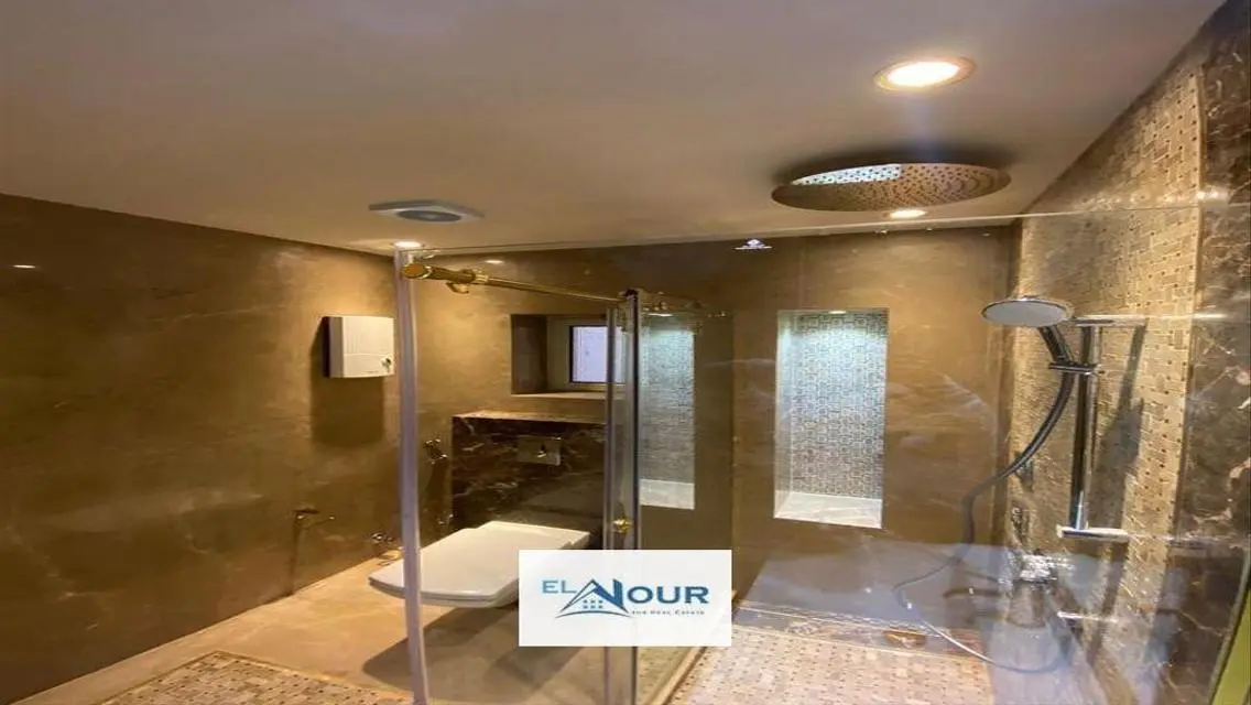 Luxury Apartment in the City Center with Premium Amenities