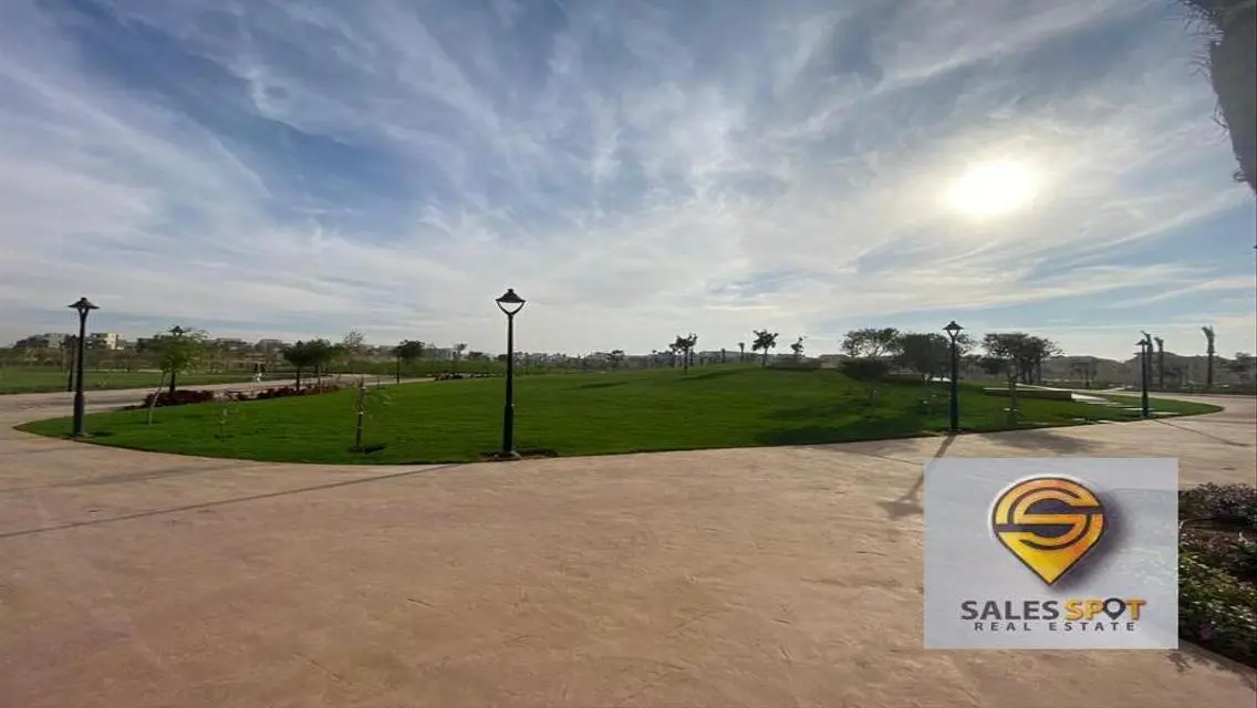 Luxury Apartment in Hyde Park with Prime Location
