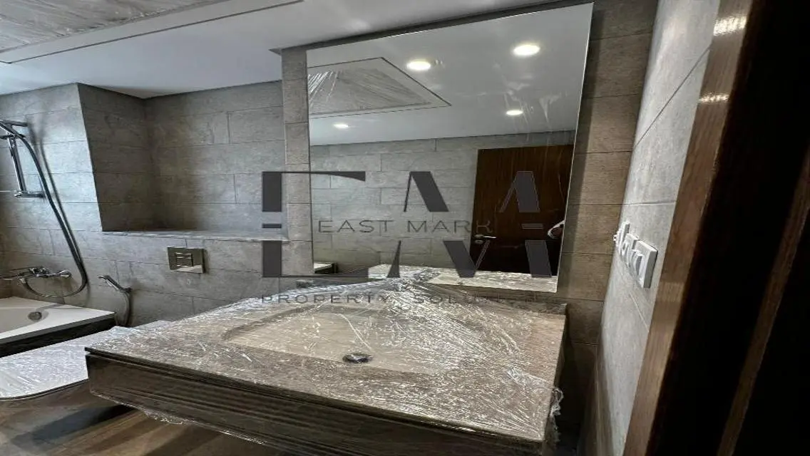 Luxury Apartment with Study Room -5- sq. meters