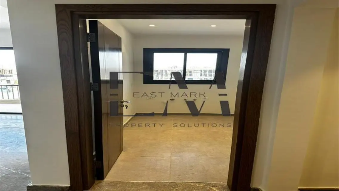 Luxury Apartment with Study Room -5- sq. meters