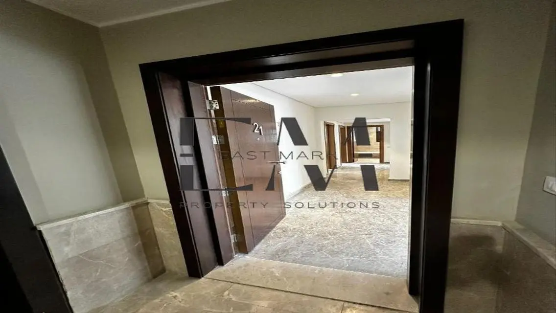 Luxury Apartment with Study Room -5- sq. meters