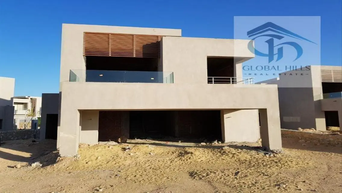 Standalone Villa for Sale in Hacienda Bay