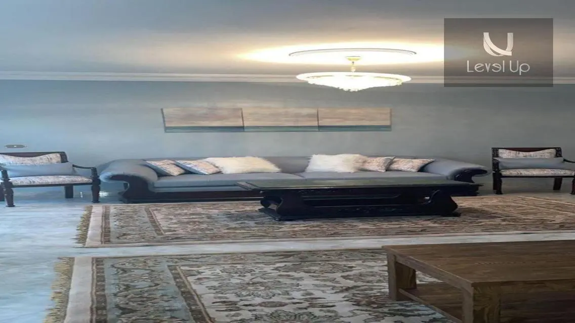 200 sqm Apartment for Sale