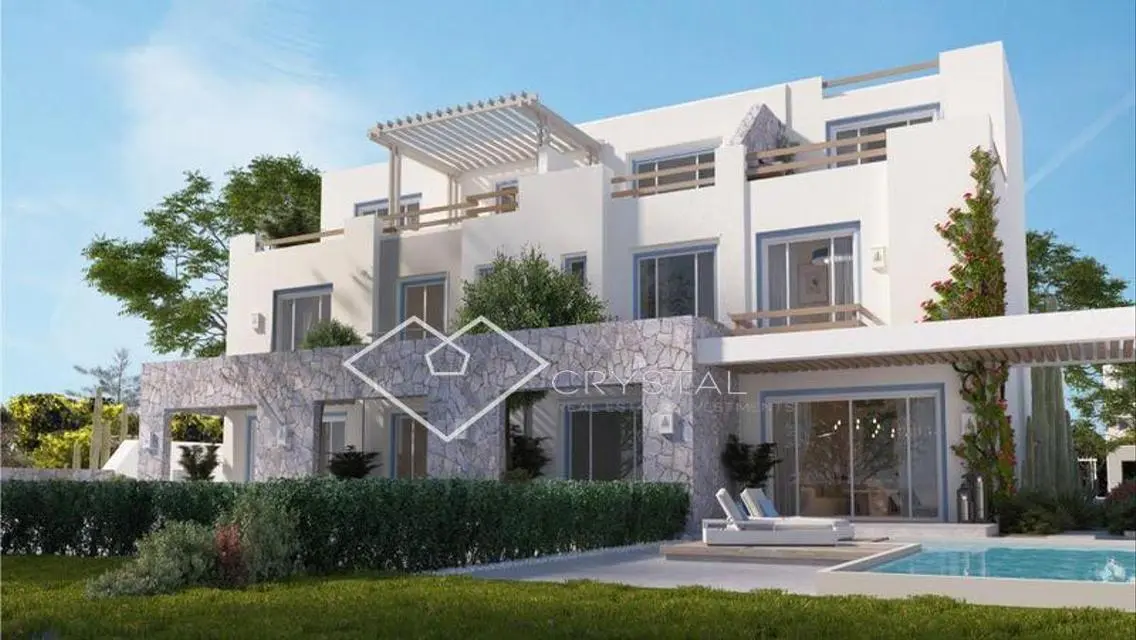 Luxury Apartment for Sale - 180 sqm with Lake View