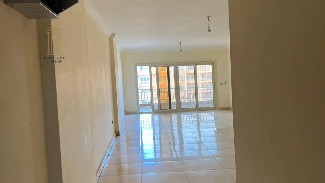 Luxury Apartment for Sale with Ample Space