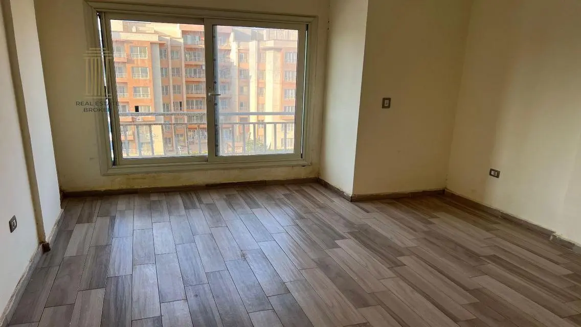 Luxury Apartment for Sale with Ample Space