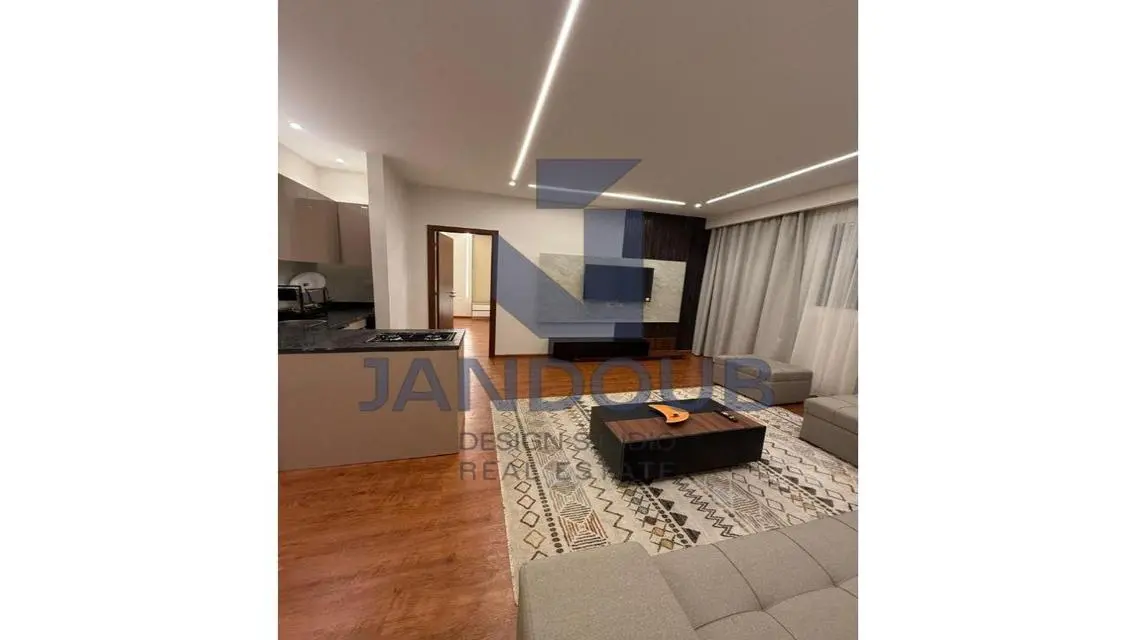 Stunning Apartment with Balcony Overlooking Main Landmark
