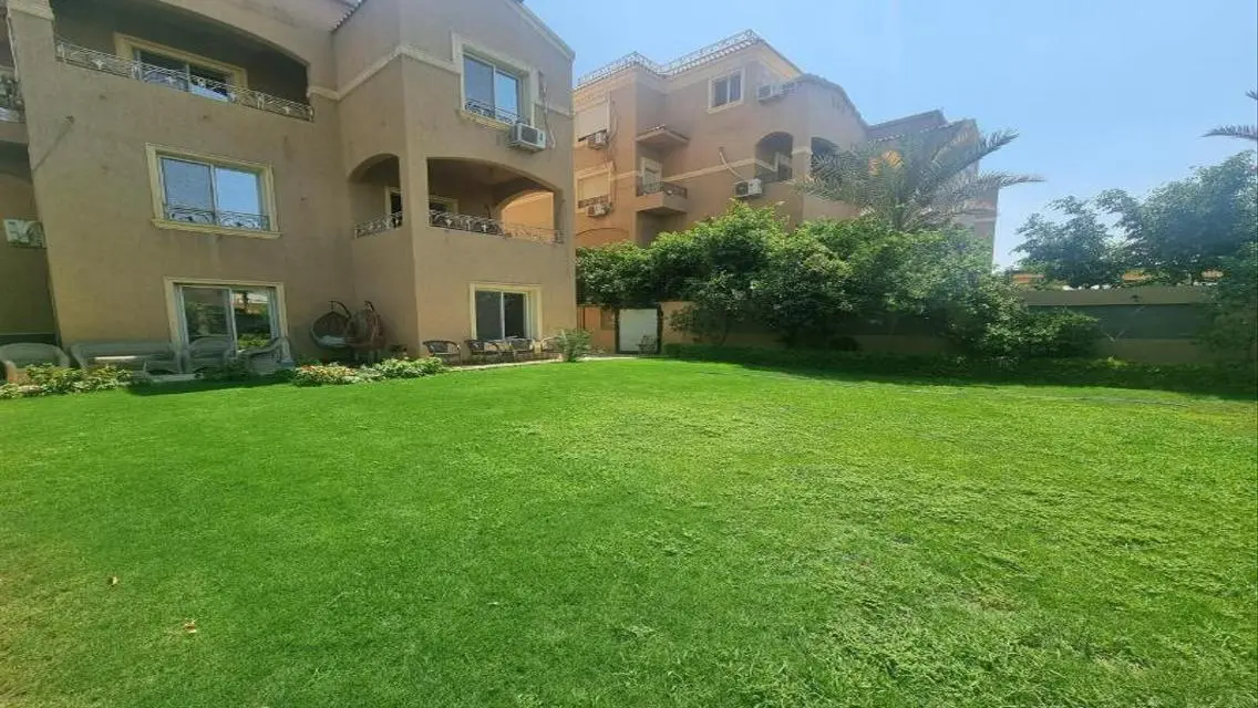 Luxurious Villa for Sale with Private Garden and Pool