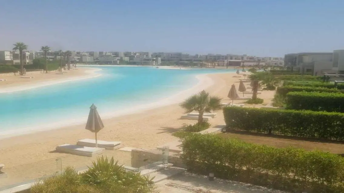 Luxury Apartment with Spacious Design in Prime Location
